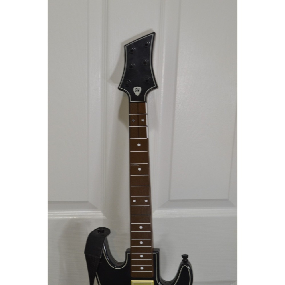 Activision Guitar Hero Live Wireless Guitar Controller, S/N BGS1AL - Picture 4 of 12